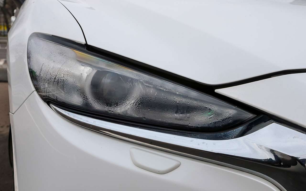 Что взять за 2 млн руб.: новый Kia против трехлетней Mazda - фото 1307691