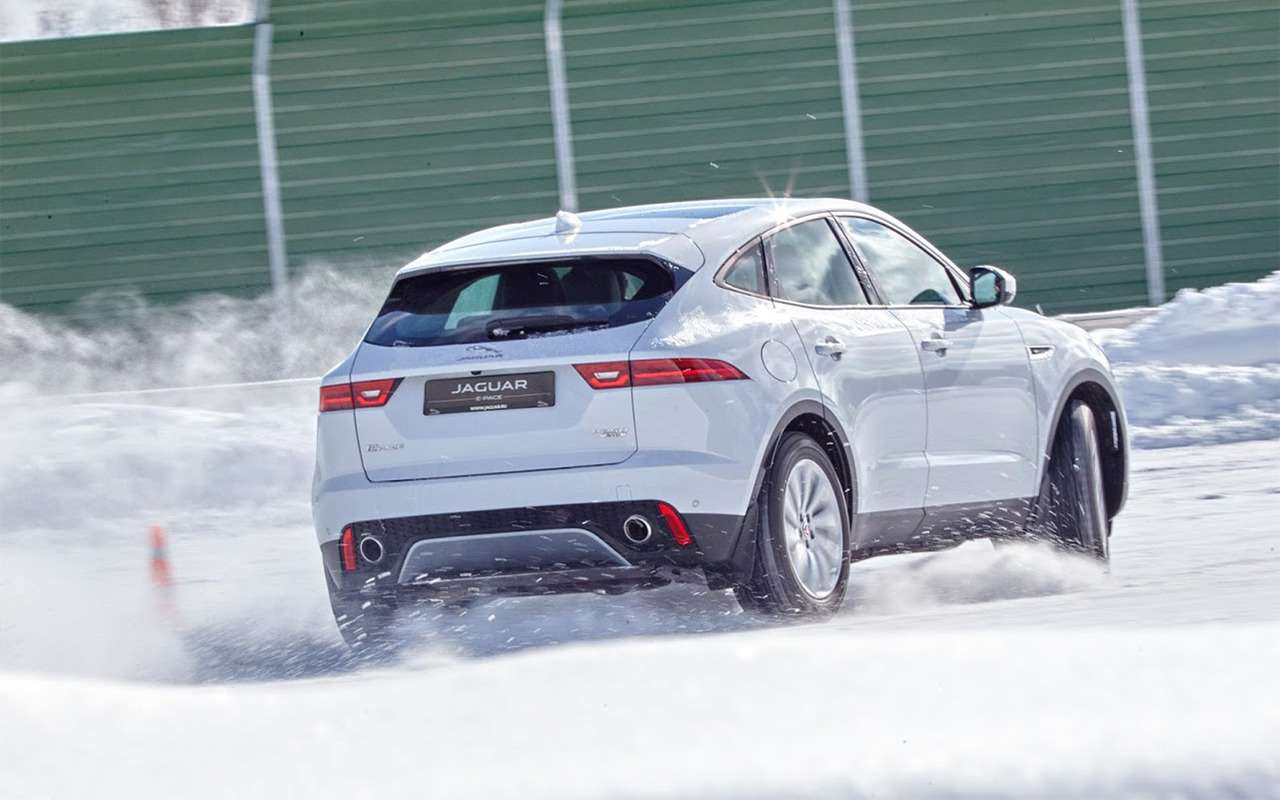 Проводим зиму за рулем Jaguar E-Pace — фото 857741