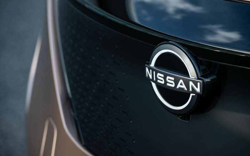 Nissan изменил логотип. Теперь он «тонкий и легкий»